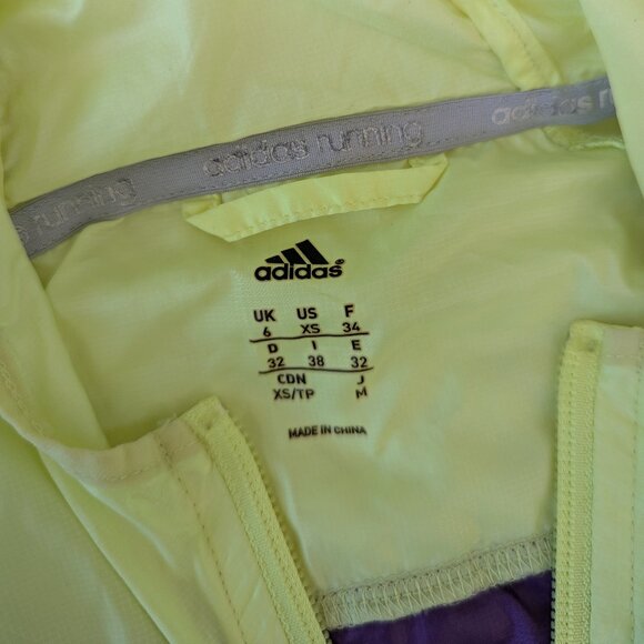 Adidas Lightweight Running Jacket - Highlighter Yellow, Purple - size XS - Picture 3 of 8